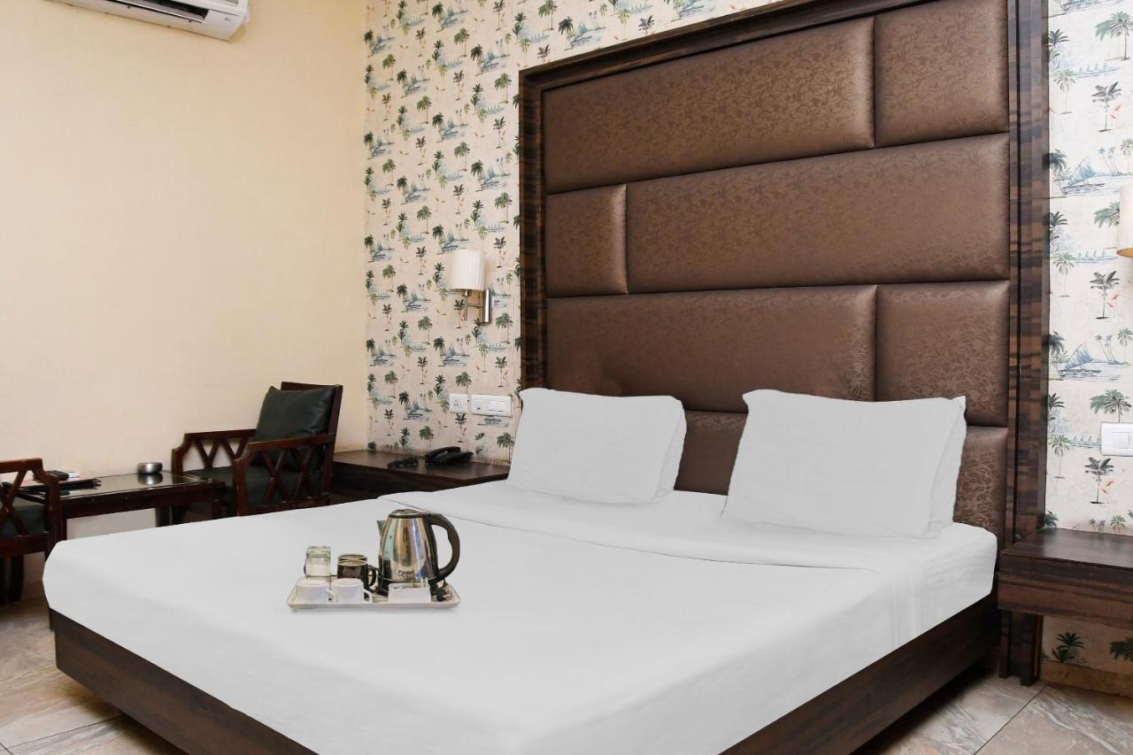 Townhouse 900 Hotel Surya Palace Bhilai Eksteriør billede