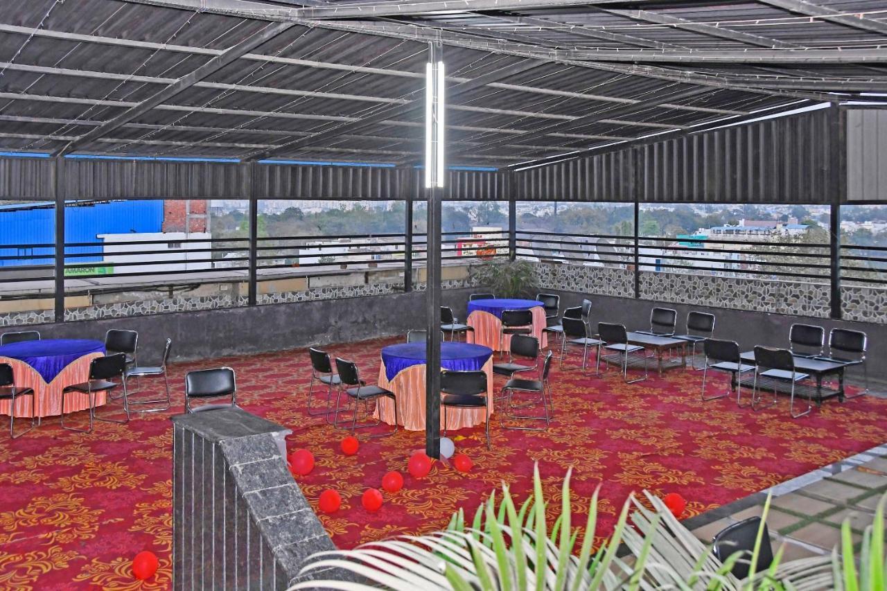 Townhouse 900 Hotel Surya Palace Bhilai Eksteriør billede