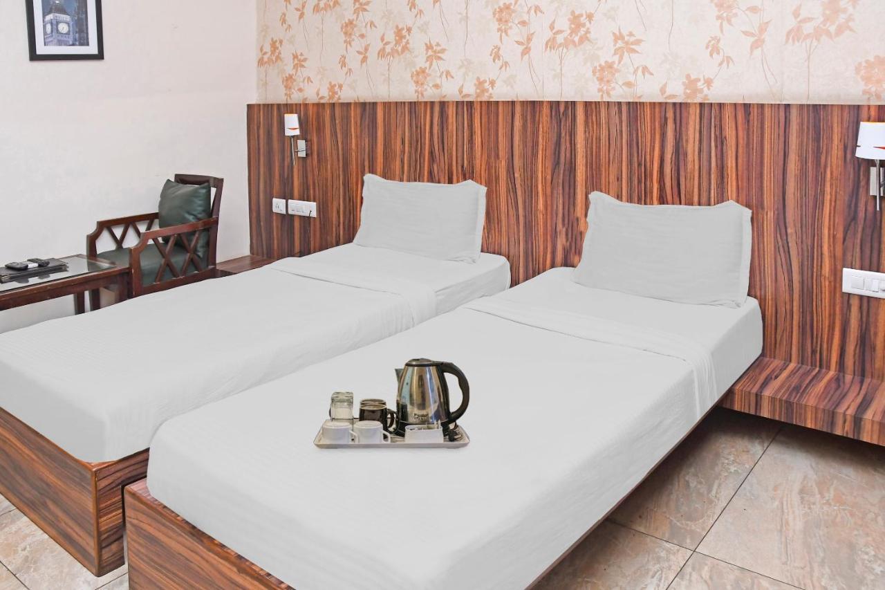 Townhouse 900 Hotel Surya Palace Bhilai Eksteriør billede
